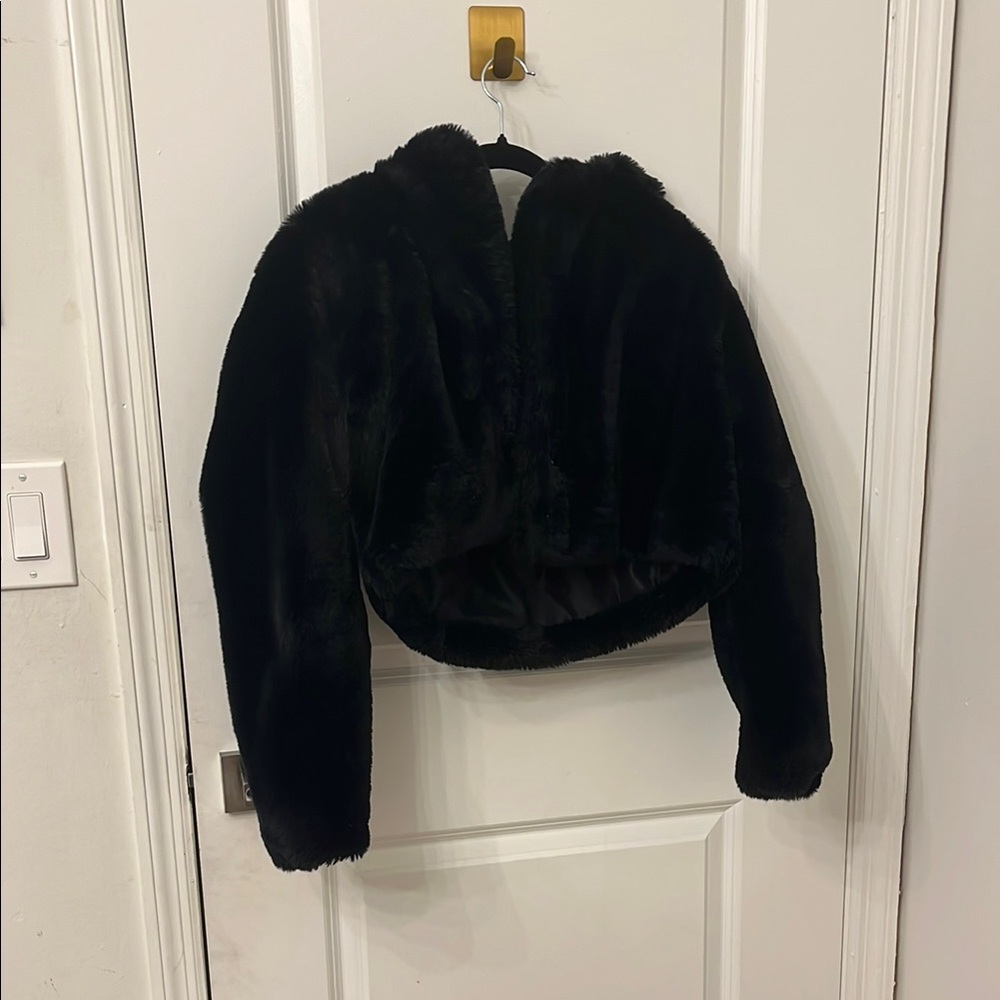 Forever 21 Black Faux Fur Cropped Jacket